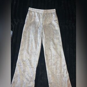 Women’s Camo lounge pants